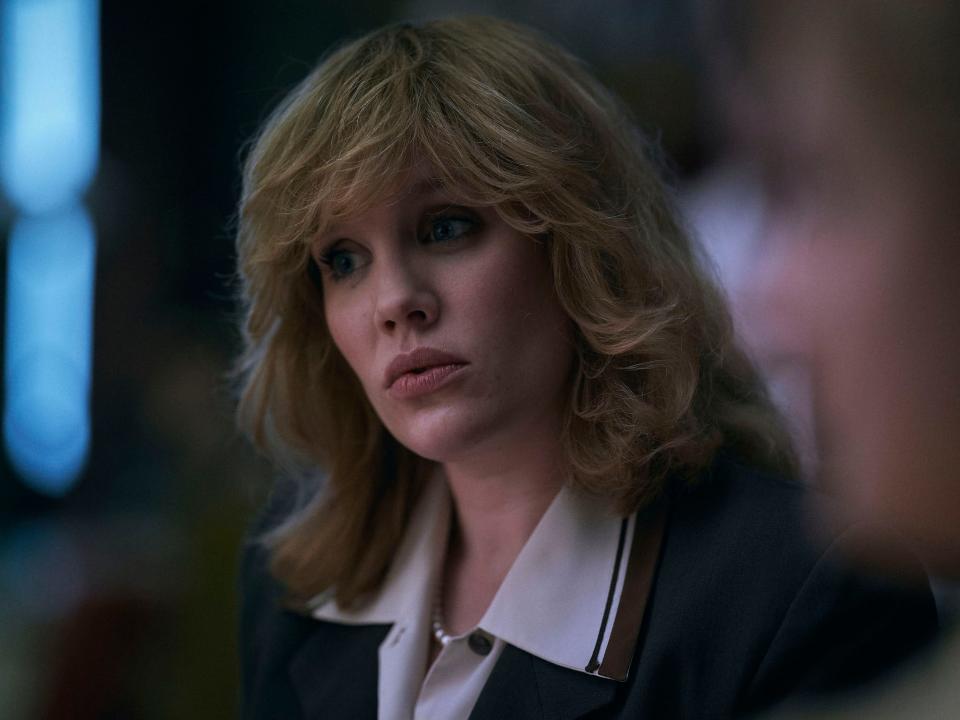 Emerald Fennell as Camilla Parker BowlesDes Willie/Netflix