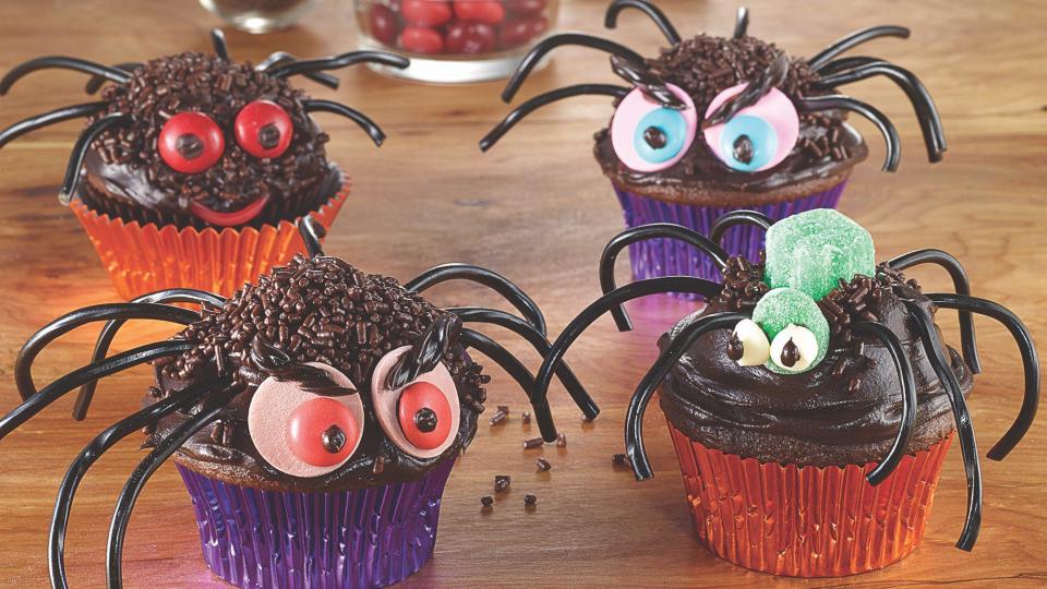 Creepy Crawly Spider Cupcakes