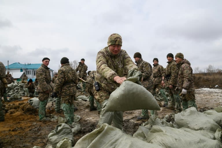 The Kazakh city of Petropavlovsk was bracing for a huge rise of water in the coming days (Evgeniy Lukyanov)