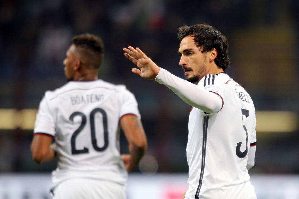 Mats Hummels Deutschland Fussball Freundschaftsspiel Nationalmannschaft Italien -Deutschland Italy Germany 1:1 15.11.2013 (Photo by sampics/Sampics/Corbis via Getty Images)