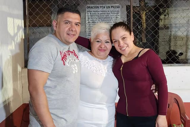 <p>Federal Institute of Public Defender Services</p> Verónica Razo Casales (R), Erick Razo Casales (L), and their mother, Austreberta Casales