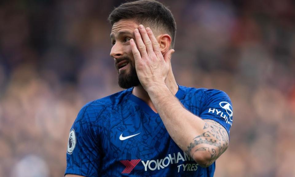 Olivier Giroud made a rare start for Chelsea against Spurs.