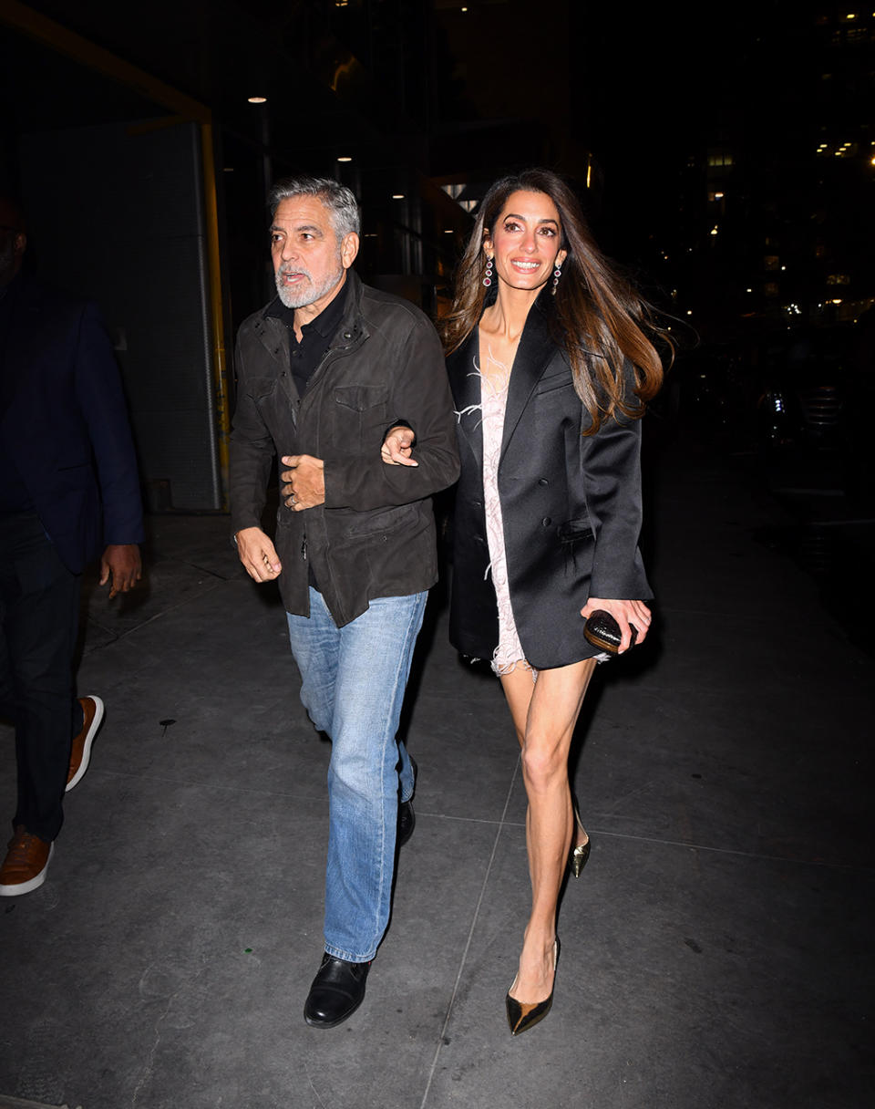 Amal Clooney, George Clooney, gold, metallic, pumps, feathers, New York.