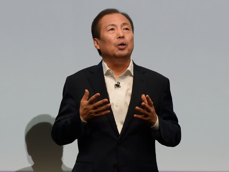 "Today the journey continues in the large-screen category that Samsung created," said J.K. Shin, Samsung's head of IT and mobile communications