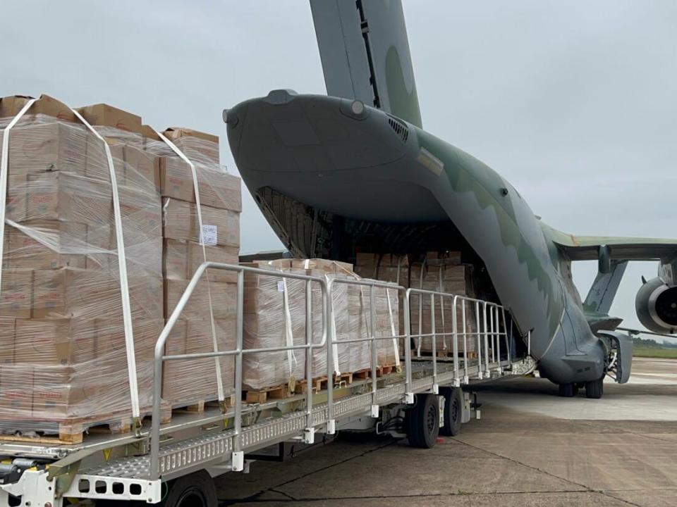 The C-390 loaded with cargo.