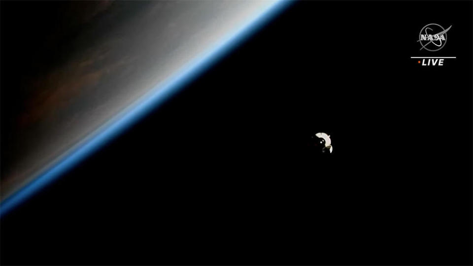 The SpaceX Cargo Dragon closes in on the International Space Station. / Credit: NASA TV