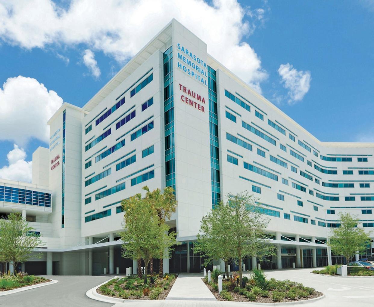 Sarasota Memorial Hospital’s Sarasota Campus was recently recertified as a Level II Trauma Center. The trauma center opened in May, 2015. In its first year, the trauma team cared for more than 1,000 patients. Today, it treats about 4,800 patients a year.