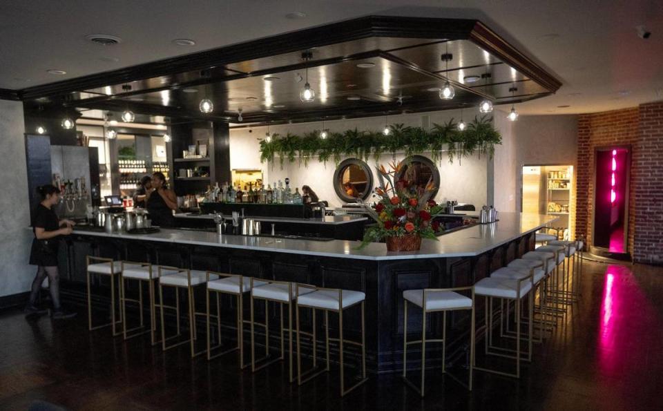 Privee Restaurant and Lounge recently opened at 700 Southwest Blvd.