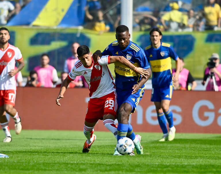 Previa del Superclásico entre Boca Juniors y River Plate en el estadio Mario Alberto Kempes