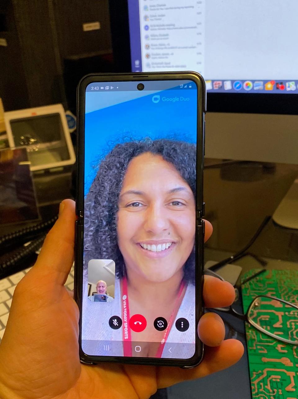 Making a Google Duo call on the Samsung Z Flip