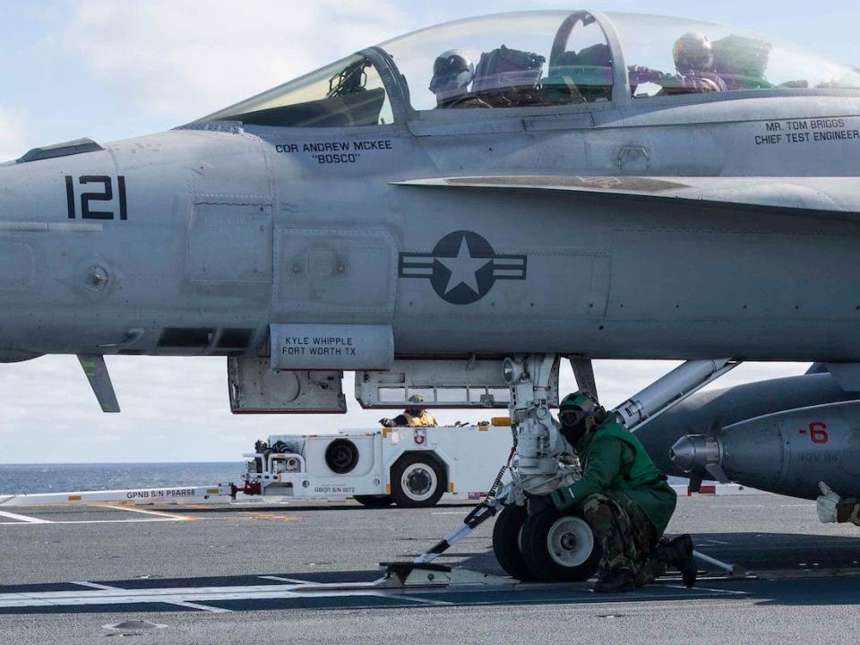 USS Gerald R. Ford F/A-18F Super Hornet EMALS AAG