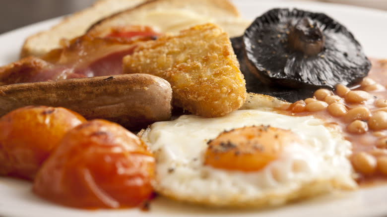 An English fried breakfast