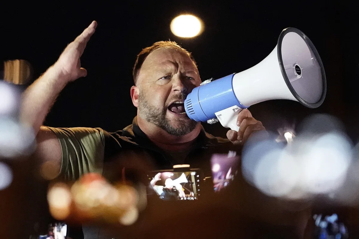 Case against Alex Jones can proceed, Connecticut judge says