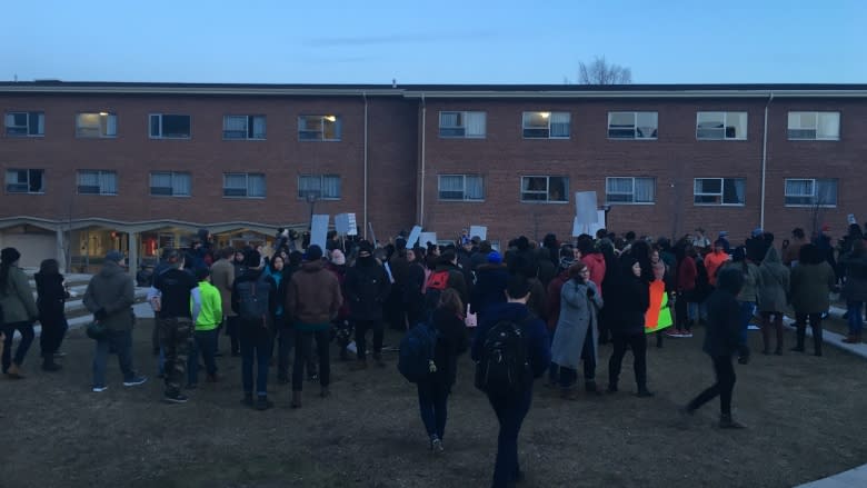 University talk featuring anti-immigration speaker Faith Goldy cancelled after fire alarm pulled