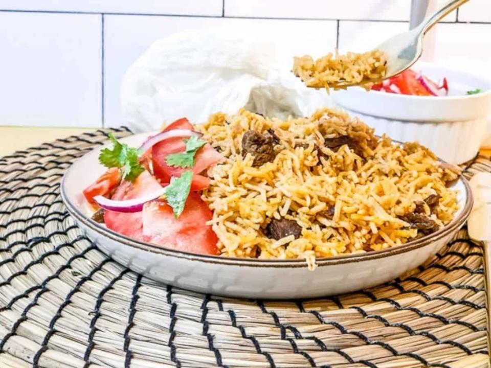 <p>We Eat At Last</p><p>This flavorful, fluffy and fragrant Swahili Pilau Rice is a must-try! This meal is naturally gluten-free and can be made ahead. Pair it up with some salad for a complete meal.</p><p><strong>Get the recipe: <a href="https://www.paleolowcarbkate.com/swahili-kenyan-pilau-rice/" rel="nofollow noopener" target="_blank" data-ylk="slk:Swahili Kenyan Pilau Rice;elm:context_link;itc:0;sec:content-canvas" class="link ">Swahili Kenyan Pilau Rice</a></strong></p>