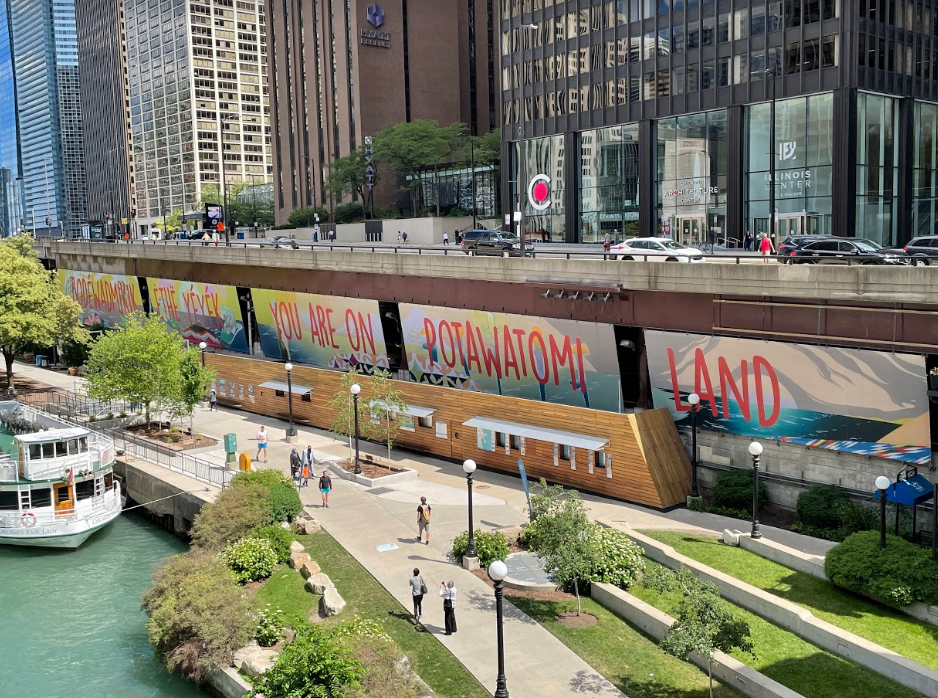 Overlooking the mural from Dusable Bridge/Michigan Avenue. (Photo/Courtesy of Andrea Carlson.)