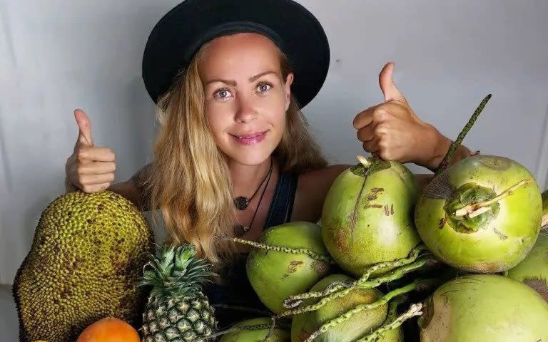 Die Social-Media-Influencerin Zhanna Samsonova starb, nachdem sie nur tropische Früchte gegessen hatte