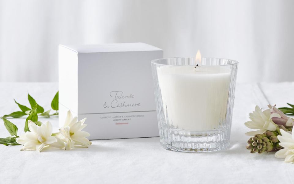 The White Company tuberose and cashmere ribbed candle