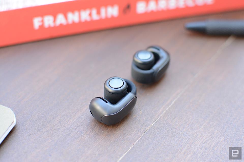 <p>Bose’s new open-fit earbuds are more of a fashion accessory than wearable and come with some inherent trade-offs.</p>
