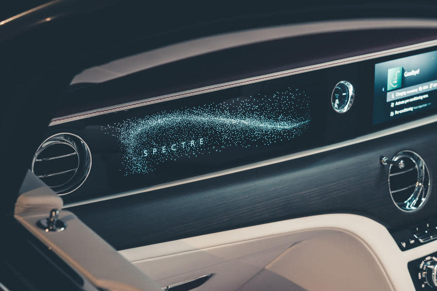 Rolls-Royce Spectre dashboard graphic