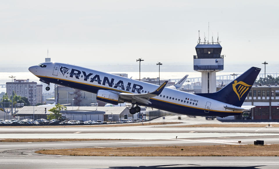 LISBON, PORTUGAL - AUGUST 31: Ryanair Boeing 737-8AS takes off from Lisbon Humberto Delgado International Airport on the last day of August, coinciding with the end of Summer vacation period in Europe, during the COVID-19 Coronavirus pandemic on August 31, 2021 in Lisbon, Portugal. The busy airport reflects that local and foreign tourism has picked up and life is returning to normal in Portugal as most of the population has been already vaccinated against COVID-19. Health authorities  notified 1,908 new cases and 13 deaths associated with COVID-19 within 24 hours, with the Delta variant of SARS-CoV-2 being the only one circulating in the country and responsible for 100% of present infections. (Photo by Horacio Villalobos#Corbis/Corbis via Getty Images)