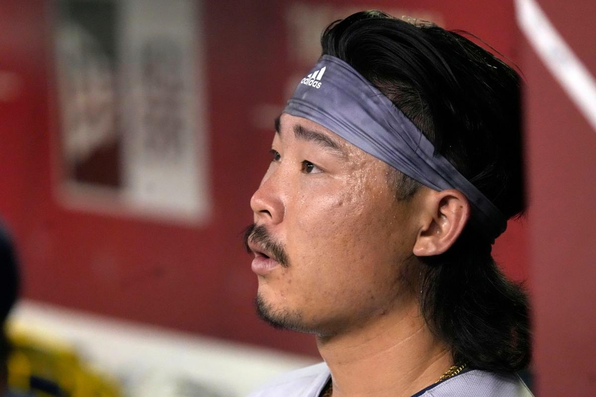 Patience could pay off for Brewers' Keston Hiura.