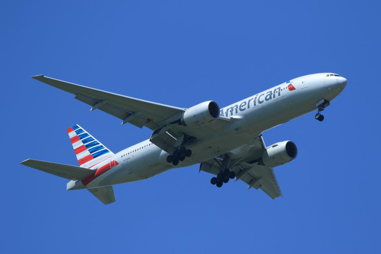 An American Airlines Boeing-777