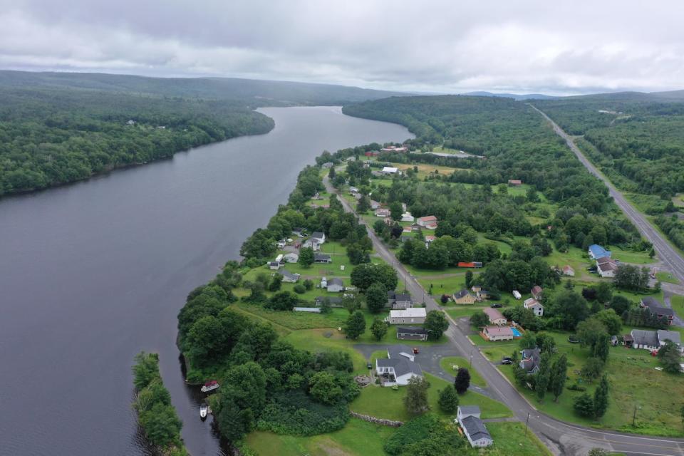 It stretches to the St. Croix River that forms part of the Canada-U.S. border, taking in the former villages of Meductic, seen here, and Canterbury,  as well as several local service districts and Skiff Lake.