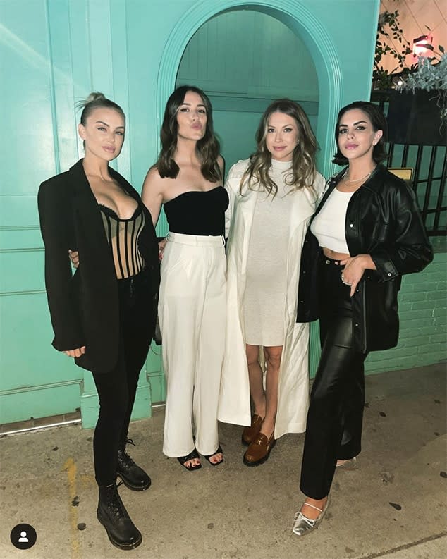 Stassi Schroeder Reunites With the Girls