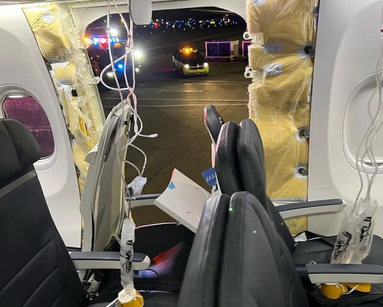 El incidente en el avión de Alaska Airlines (Foto: X)