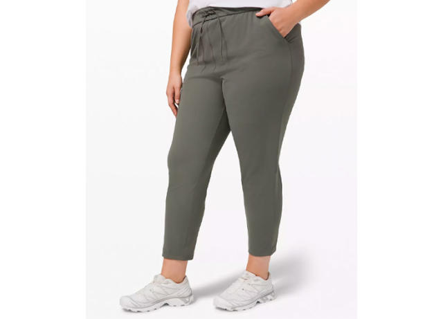 Lululemon Keep Moving Pant 7/8 High Rise - Size 2