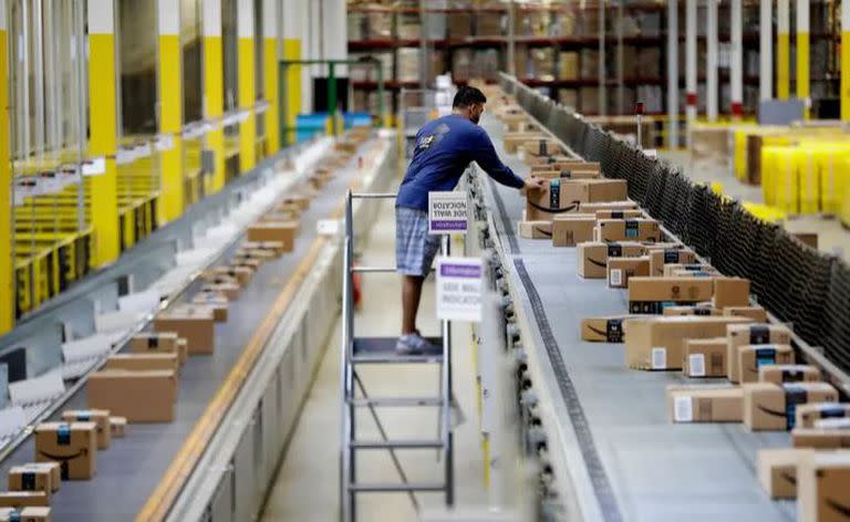 Las autoridades estadounidenses cuestionaron la forma en la que trabajan los empleados de Amazon.