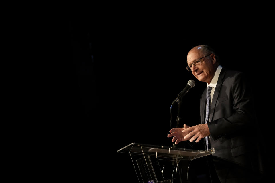 Brazil's Vice President-elect Geraldo Alckmin, who is heading the transfer of power to Luiz Inacio Lula da Silva, speaks during a ceremony naming members of the transition team, at the Banco do Brasil Cultural center, in Brasilia, Brazil, Brazil, Tuesday, Nov. 8, 2022. (AP Photo/Eraldo Peres)