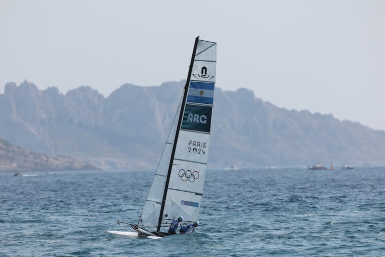 La pareja argentina de Nacra 17 de vela, conformada por Mateo Majdalani y Eugenia Bosco, sueña con ganar una medalla