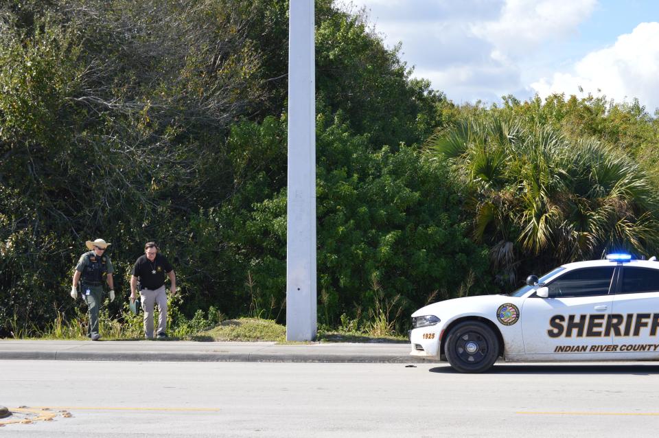 Indian River County Sheriff's Office detectives and forensic investigators looked into the discovery of a body on land along 58th Avenue Southwest on Wednesday, Dec. 1, 2021.