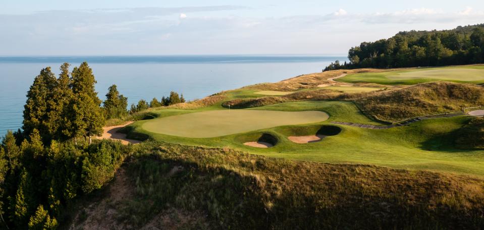 Arcadia Bluffs includes two 18-hole tracks — the Bluffs Course, which offers incredible views and challenging play, and the deceptively tough and rugged South Course.