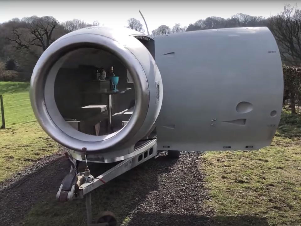 VC10 jet engine trailer - Steve Jones