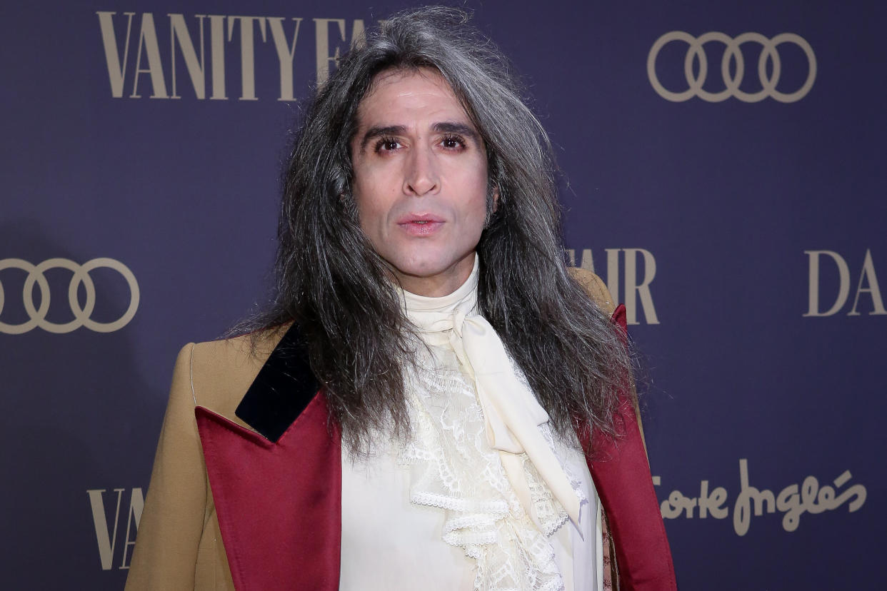 MADRID, SPAIN - NOVEMBER 25: Mario Vaquerizo attends the Vanity Fair awards 2019 at the Royal Theater on November 25, 2019 in Madrid, Spain. (Photo by Pablo Cuadra/WireImage)