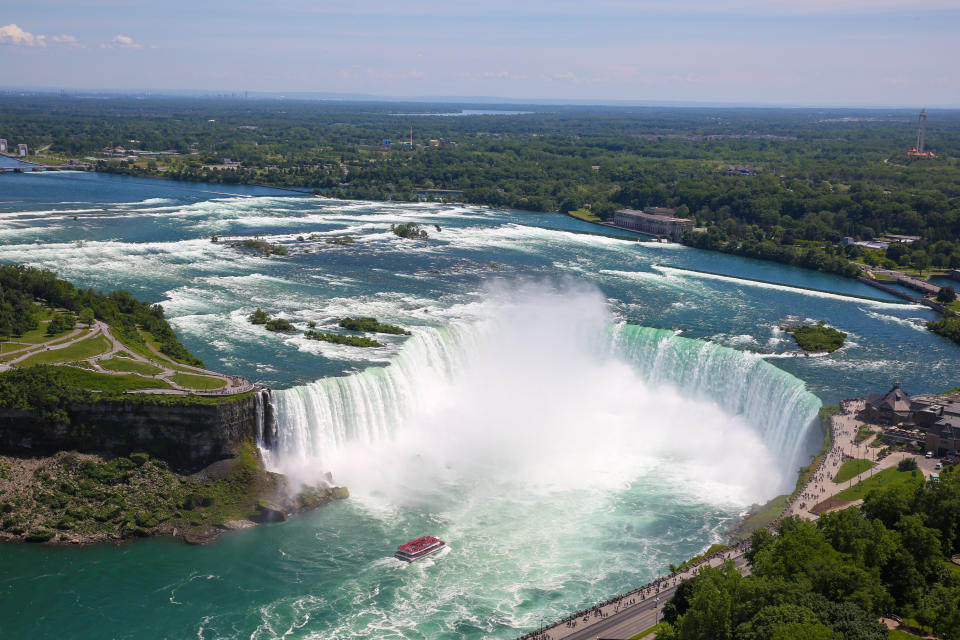 Solo cuatro personas habían sobrevivido antes a una caída en las cataratas del Niágara. (Foto: Dinendra Haria/SOPA Images/LightRocket via Getty Images)