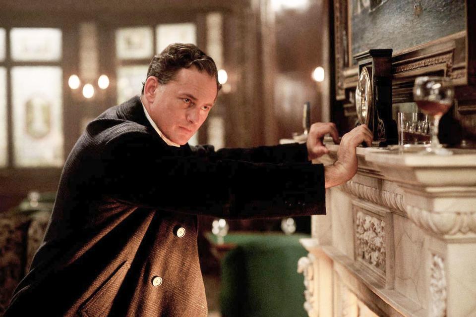 Victor Garber in Titanic