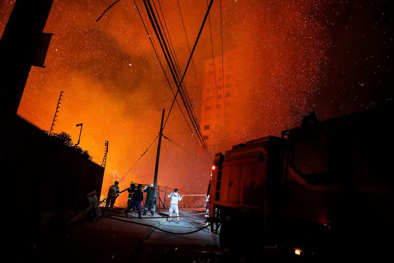 Incendio en Viña del Mar; Incendios en Chile; mundo; fuego; bomberos; chile; viña del mar