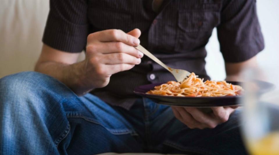 A la hora de prevenir ciertas enfermedades, como el cáncer de piel, lo que funciona en los hombres no siempre funciona igual de bien en las mujeres y viceversa.