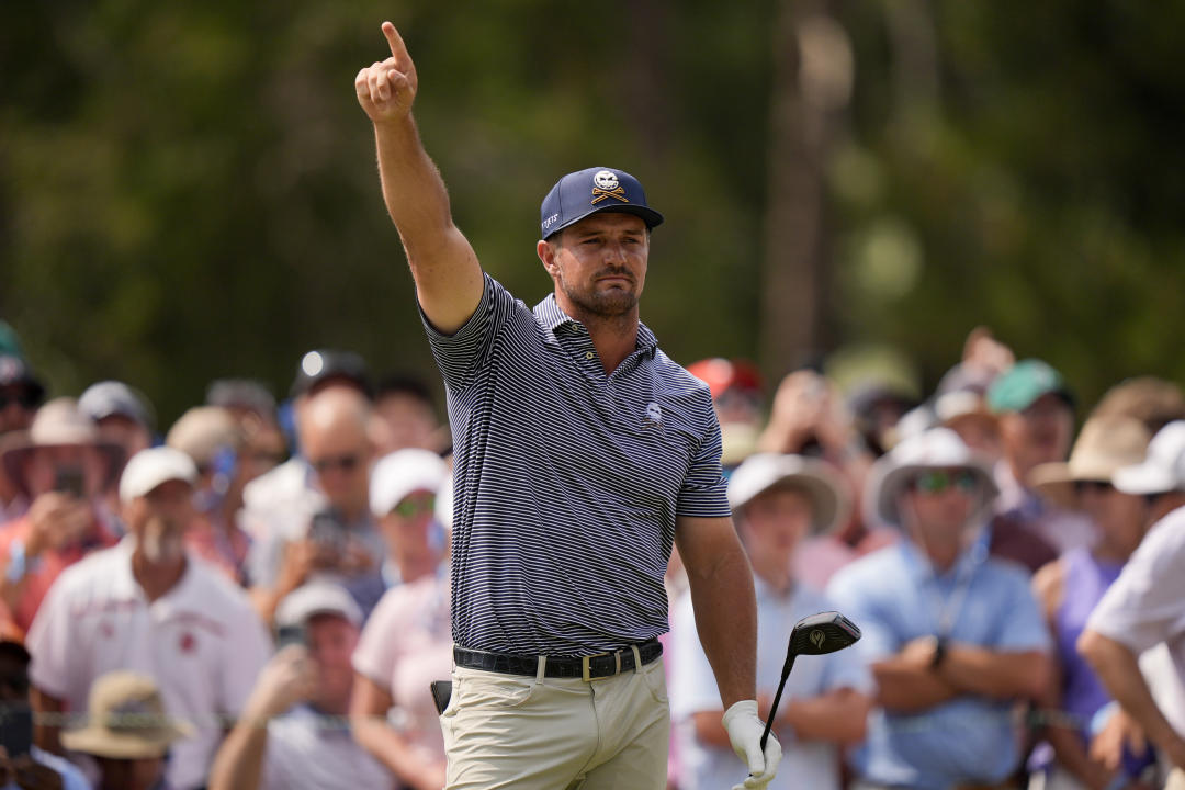 Bryson DeChambeau watches his tee shot on the eighth hole during the final round of the U.S. Open golf tournament Sunday, June 16, 2024, in Pinehurst, N.C. (AP Photo/Frank Franklin II)