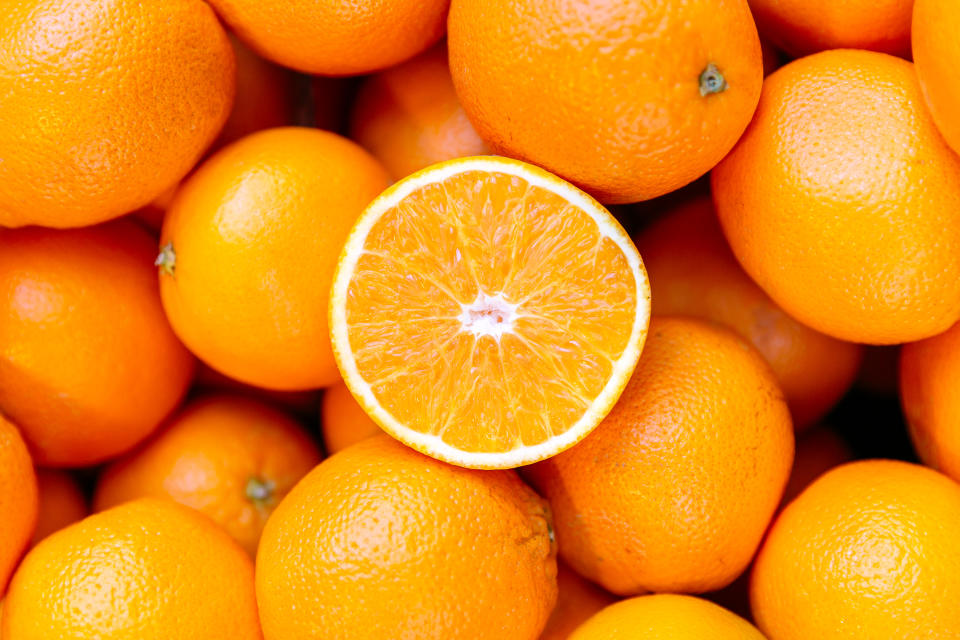 橘子含維生素C、維生素B群和鉀，可促進代謝，減少疲勞累積。（圖／Getty Images）