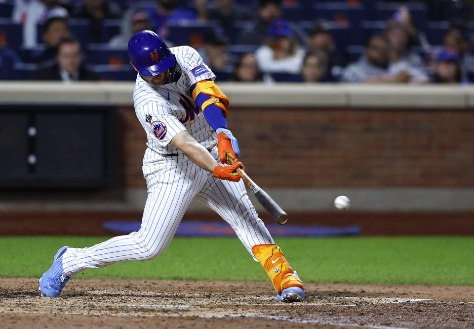 New York Mets' Pete Alonso hits a double against the Arizona Diamondbacks during the seventh inning of a baseball game Thursday, May 30, 2024, in New York. (AP Photo/Noah K. Murray)