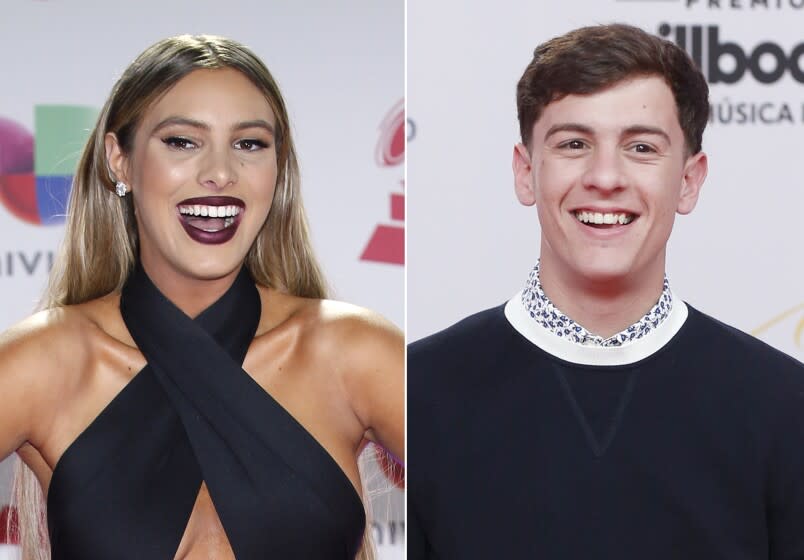 ARCHIVO - En esta combinación de fotos, Lele Pons llega a la ceremonia de los Latin Grammy en Las Vegas el 15 de noviembre de 2018, izquierda, y Guaynaa posa al llegar a los Premios Billboard de la Música Latina el 25 de abril de 2019 en Las Vegas. La pareja se comprometió en matrimonio el fin de semana en el festival Tomorrowland en Bélgica. (Fotos AP, archivo)