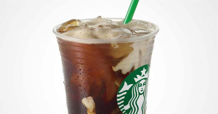 Una bebida con hielo de Starbucks (Starbucks)