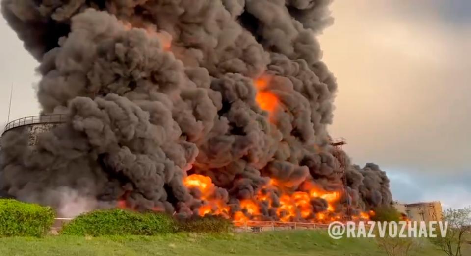 A massive fire erupted at an oil reservoir in Crimea (AP)