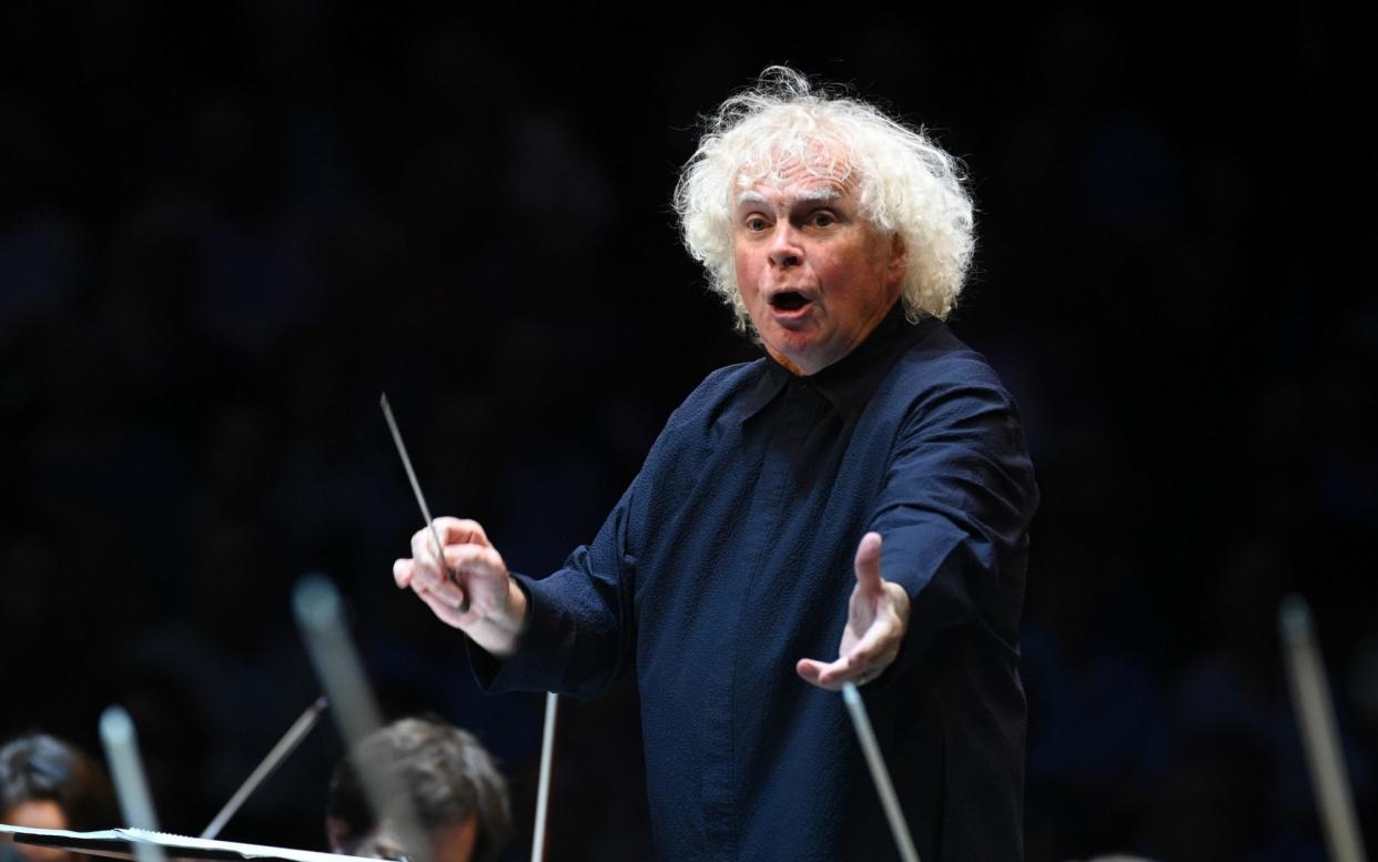 Sir Simon Rattle conducting the Bavarian Radio Symphony Orchestra