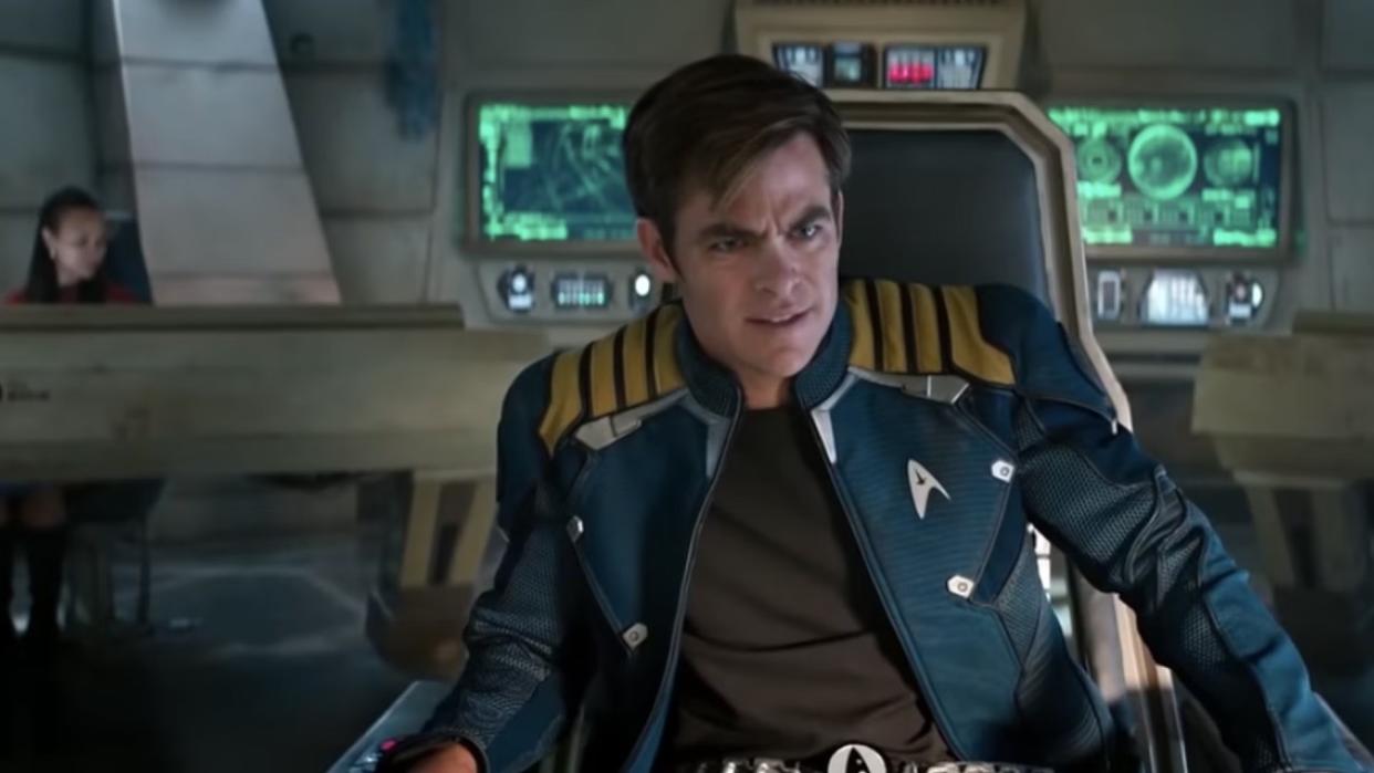  Chris Pine in Star Trek Beyond. 